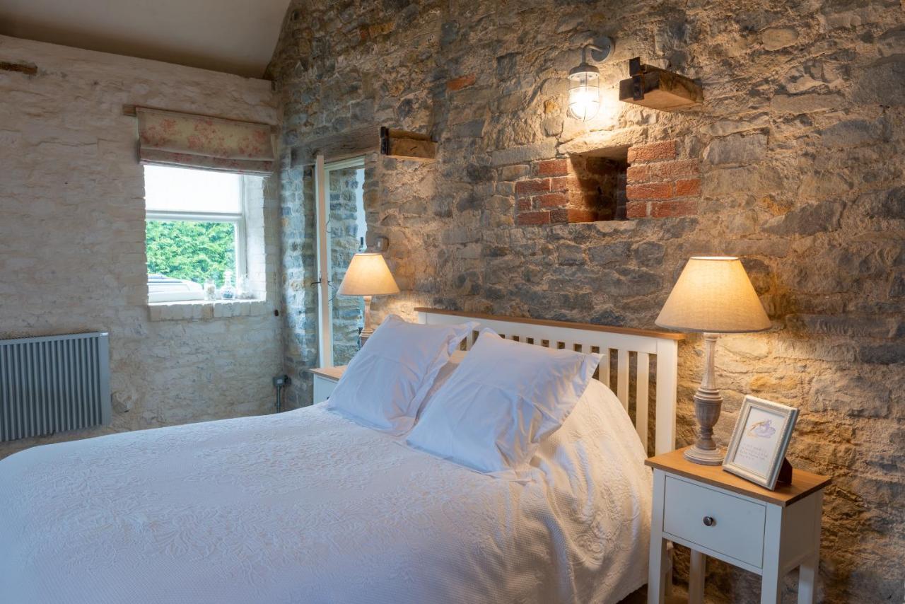 Bed and Breakfast The Barn At Amberwell Ditcheat Экстерьер фото